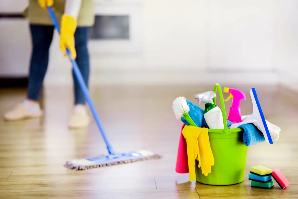 How Move In and Out Cleaning
